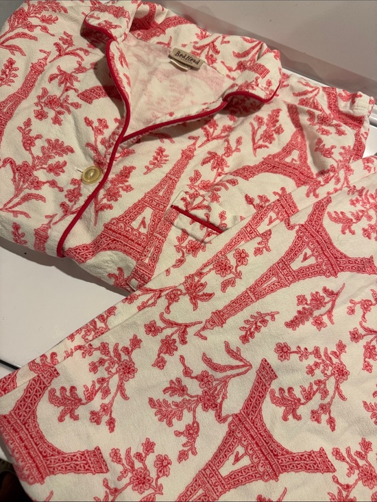 BedHead Other - Bed Head pink  Eiffel Tower Pajama Set. Sz medium 2 PCs